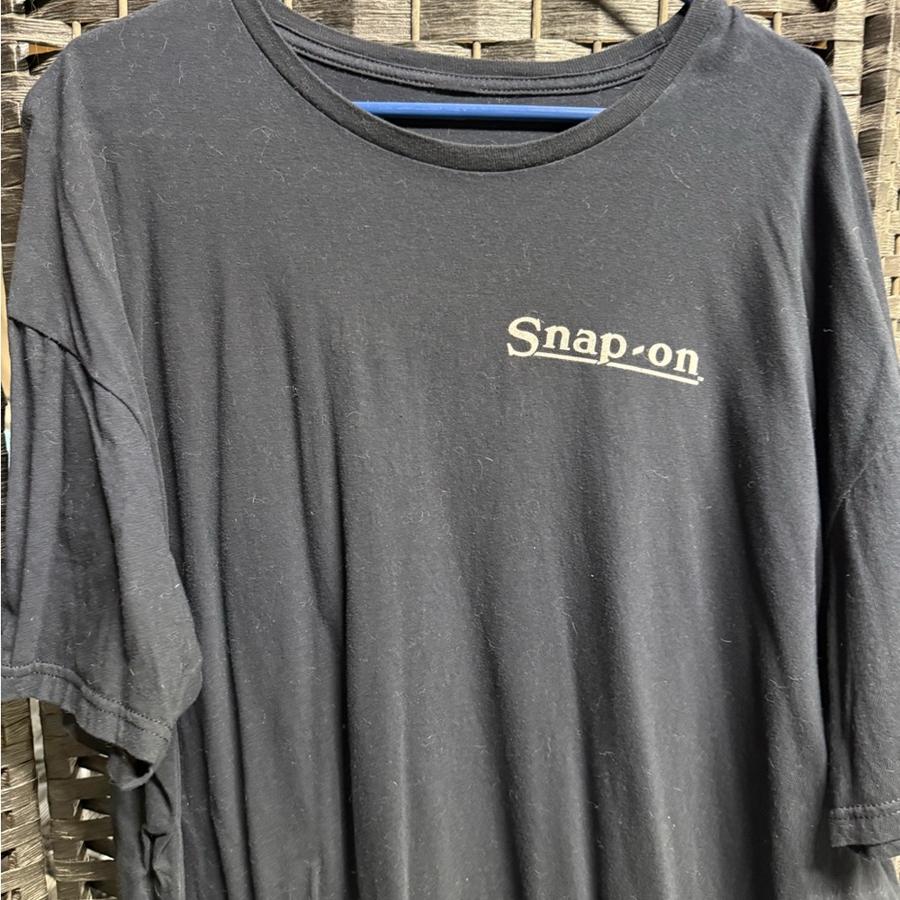 Snap-on Black T-Shirt